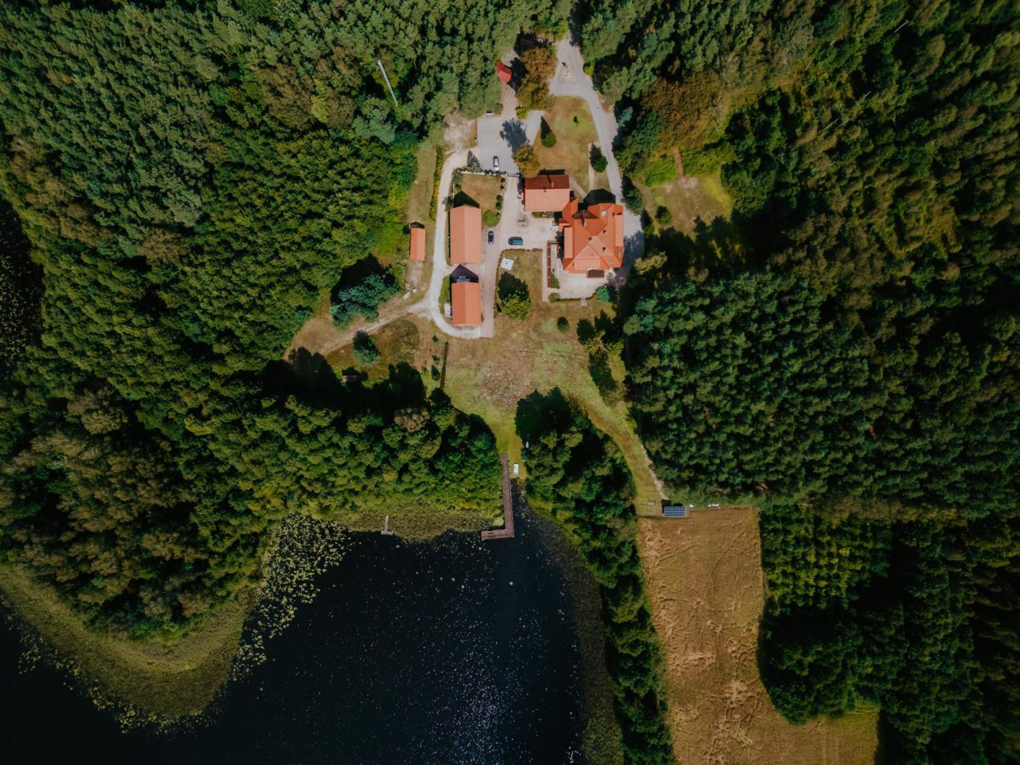 Kwatera Myśliwska Czarne Karszanek Zewnętrze zdjęcie